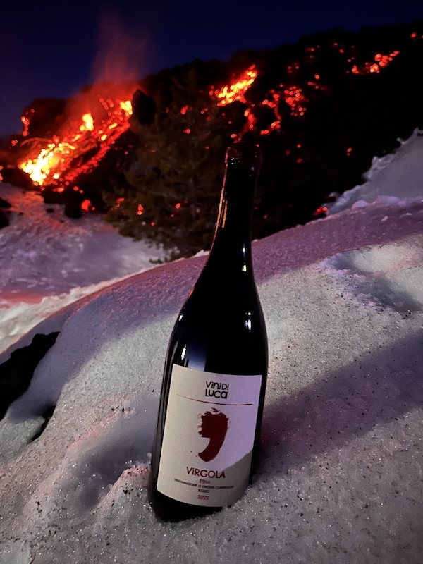 vini-di-luca-etna-rosso-situational